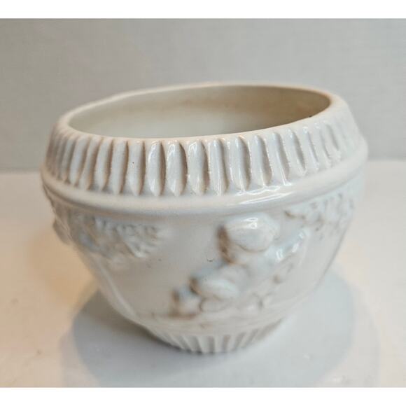 Roseville Donatello Jardiniere Planter Ivory Rare 575-4 Cherubs Trees  2 avail - Picture 1 of 8